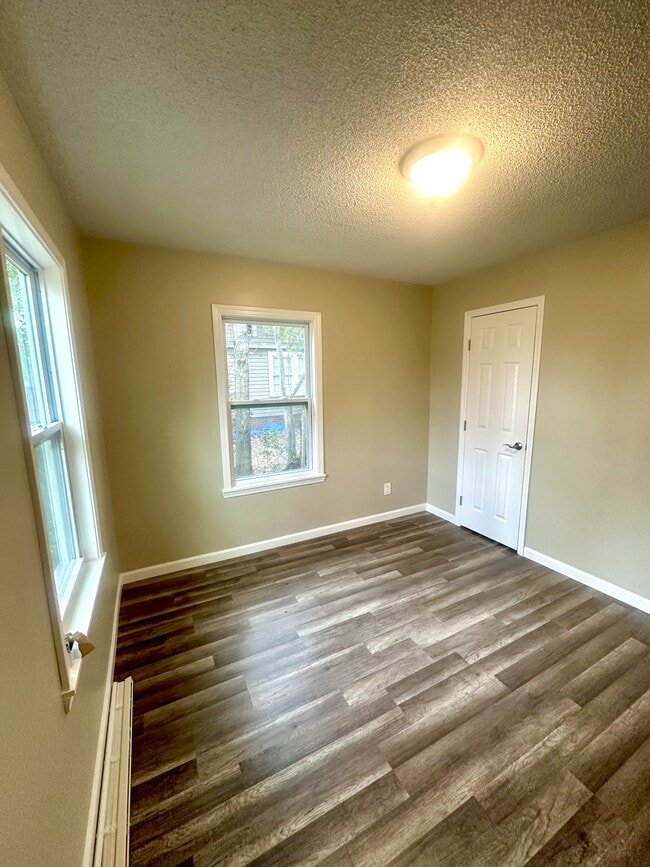 Building Photo - 801 E Moore St