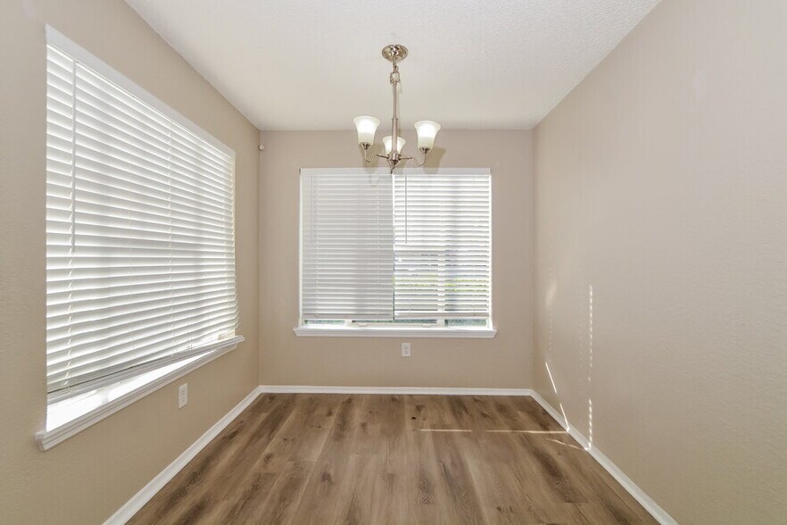 Building Photo - 2217 Grand Cayman Ct