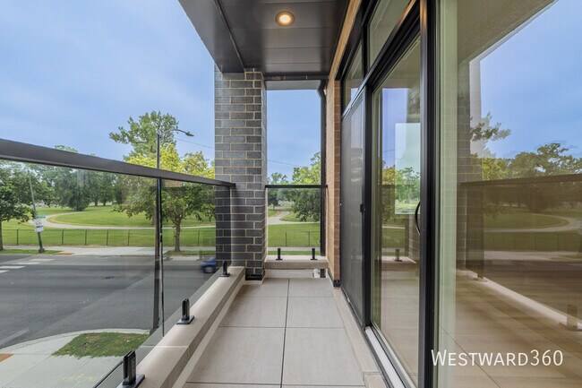 Building Photo - 3555 N Neenah Ave