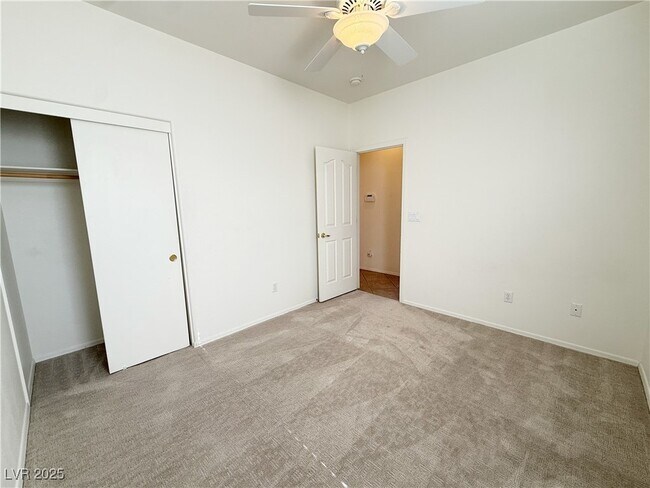 Building Photo - 2384 Spirito Ave