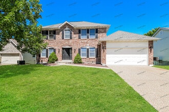 Building Photo - 123 England Dr
