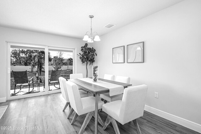 Building Photo - 177 Hidden Woods Pl