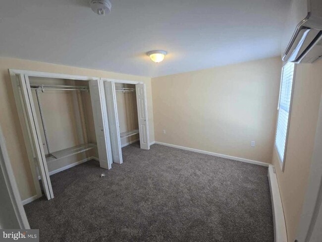 Building Photo - 2250 Channel Rd