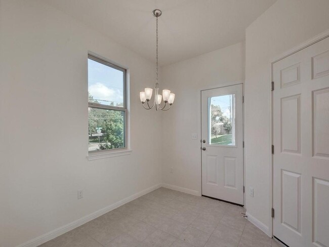 Building Photo - 5420 Juniper Jct Ln