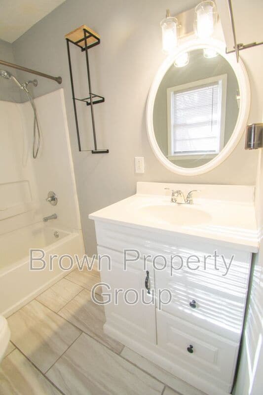 Building Photo - 4705 Beaufort Dr