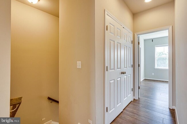Building Photo - 14263 Travilah Rd