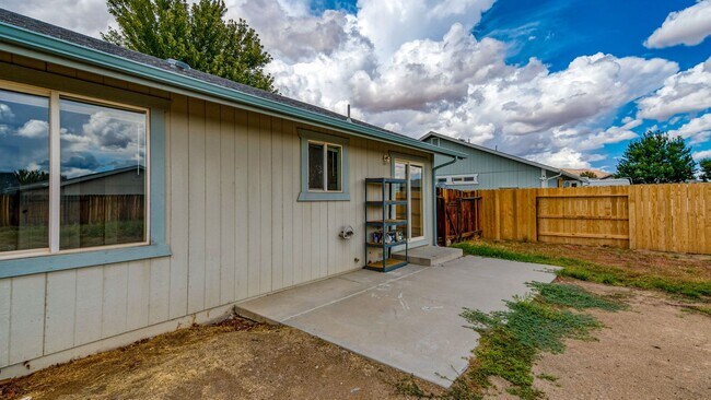 Building Photo - Spanish Springs Rental -- One Story.  No Pets Permitted