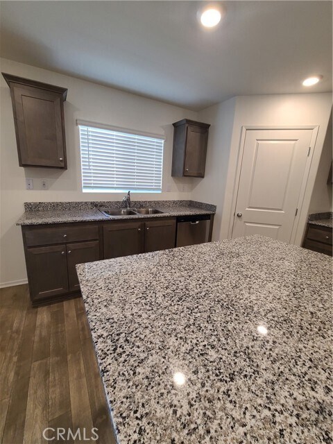 Building Photo - 30540 Altima Ct