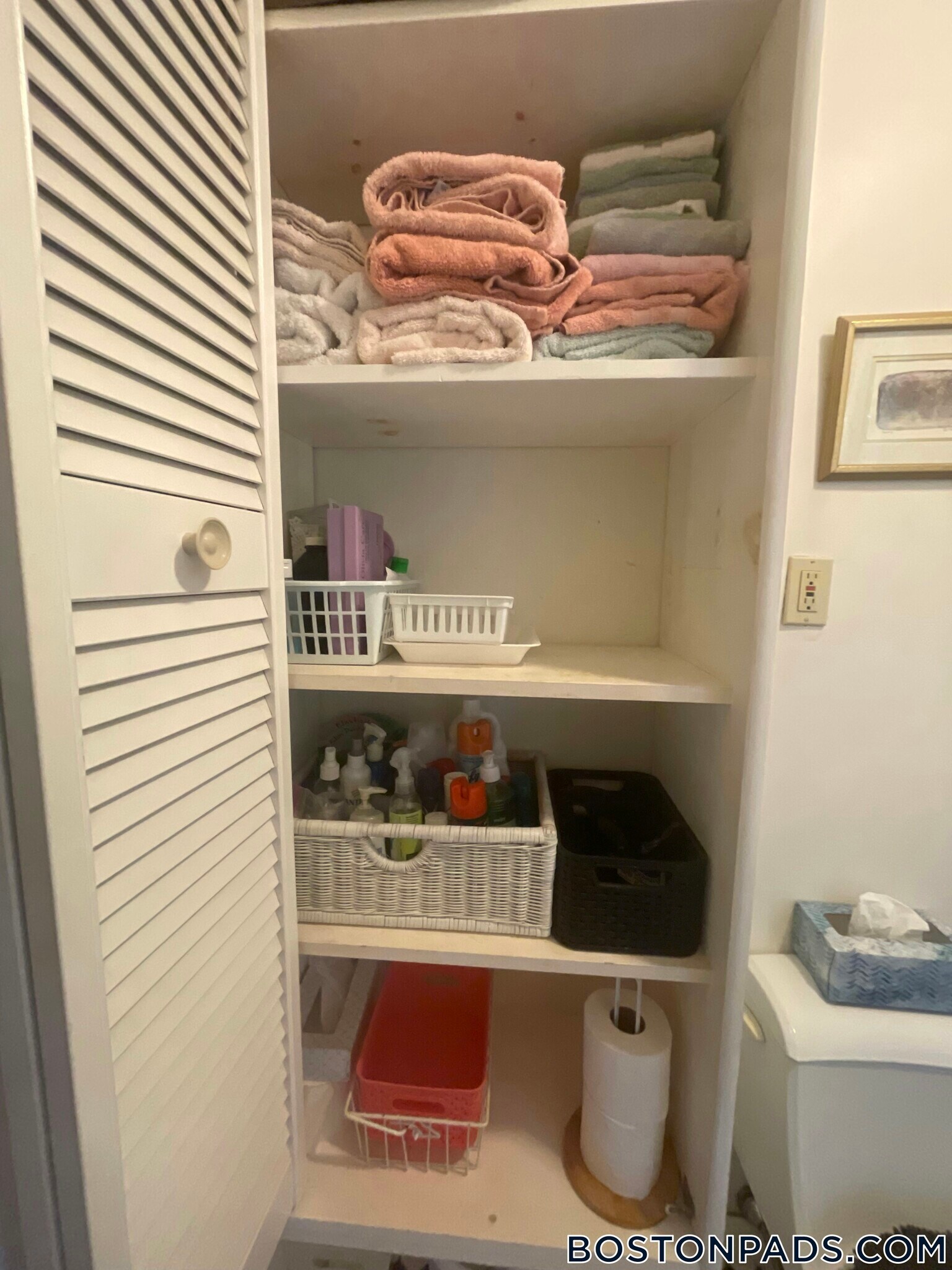 Building Photo - 173 West Seventh St.