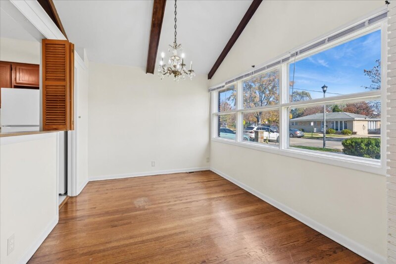 Building Photo - 8538 Mango Ave