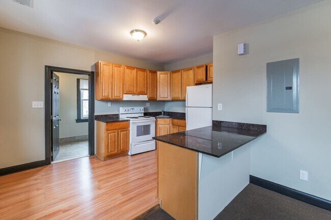 Building Photo - 5700 N 20th St