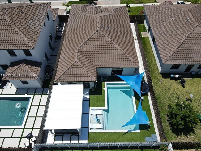 Building Photo - 11939 SW 241 Ter