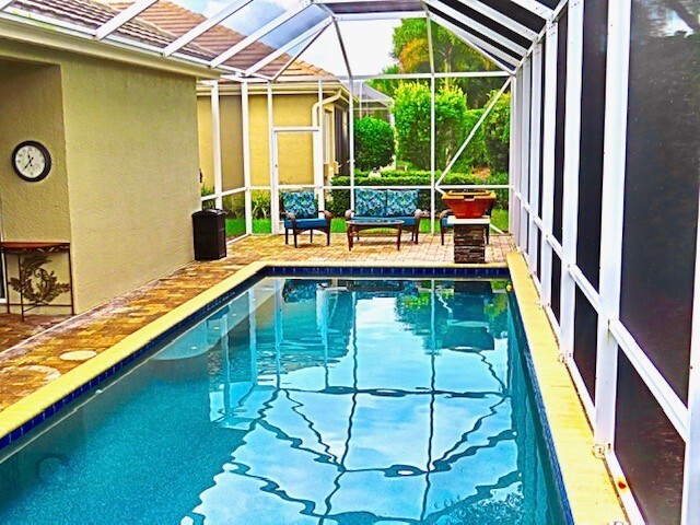 Building Photo - FURNISHED 3/2 & HEATED POOL -   RENTAL IN ROSEDALE COUNTRY CLUB!!