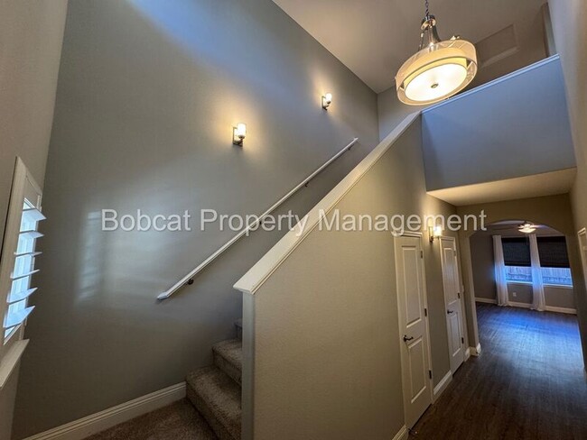 Building Photo - 1336 Saltern Dr