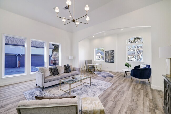 Building Photo - 22 New Green Ct