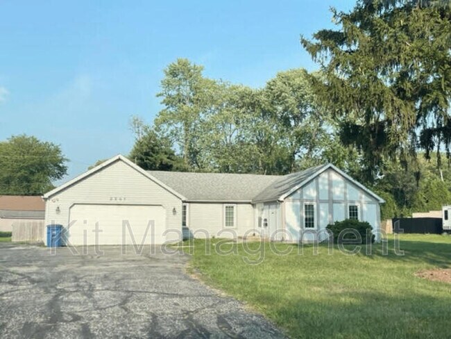 Primary Photo - 2241 Eastgate Rd