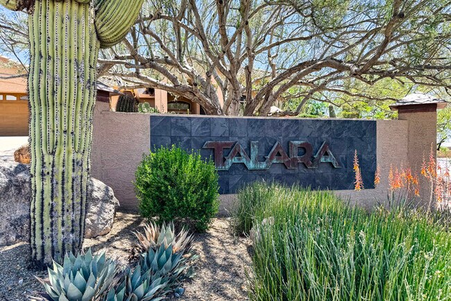 Building Photo - 3Bed/2.5 Ba House in Gated Community in No...