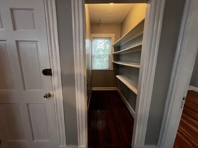 Building Photo - 11 Sunset St