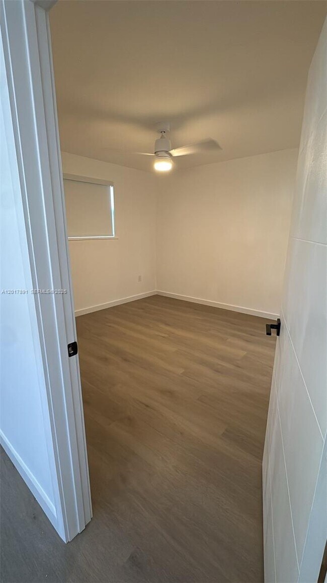 Building Photo - 3052 SW 27th Ave