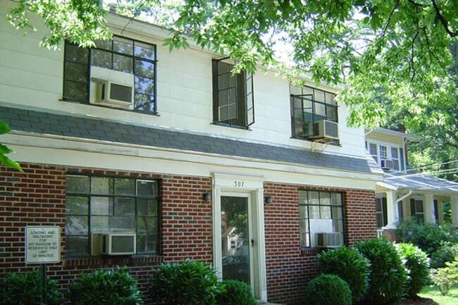 Building Photo - 307 Ransom St