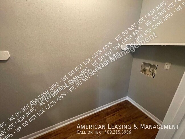 Building Photo - 85 E Caldwood Dr