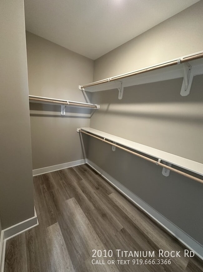 Building Photo - 2010 Titanium Rock Rd