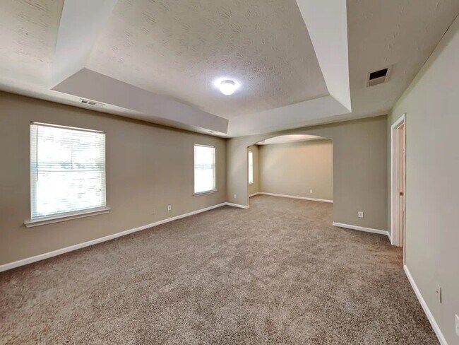 Building Photo - 4539 Parkway Cir