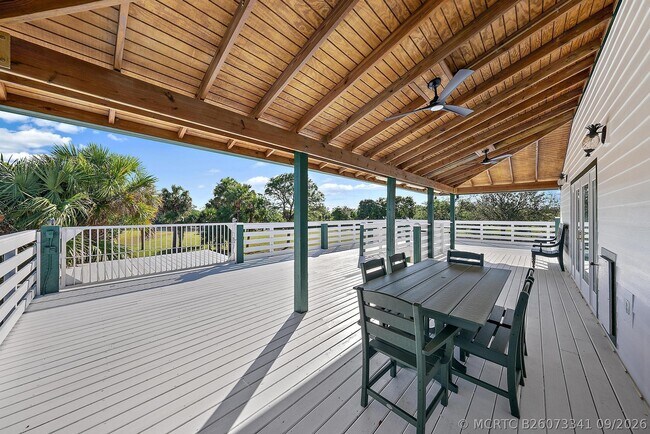 Building Photo - 10275 SW Green Ridge Ln