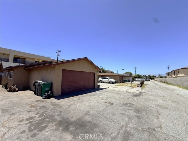 Building Photo - 4224 La Rica Ave
