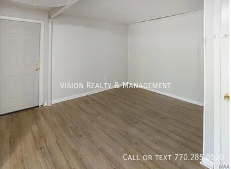 Building Photo - 1422 Flamingo Ln