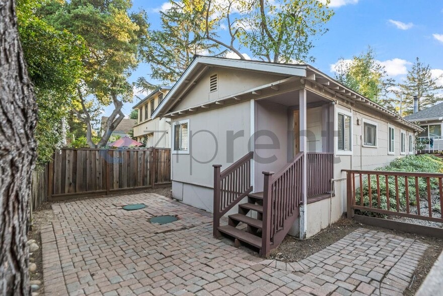 Building Photo - 228 Los Gatos Blvd