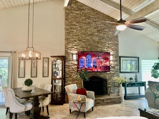 Building Photo - 46552 Arapahoe Cir