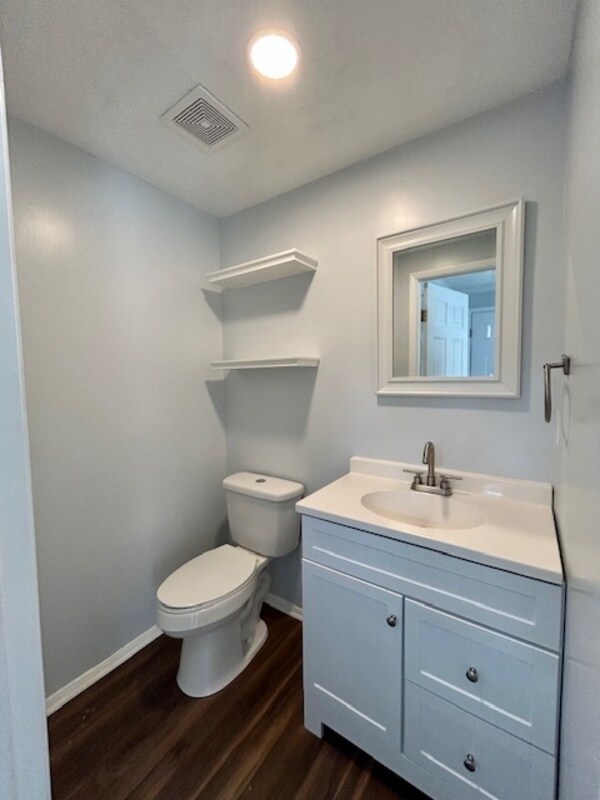 Building Photo - 1451 Misty Lake Ct