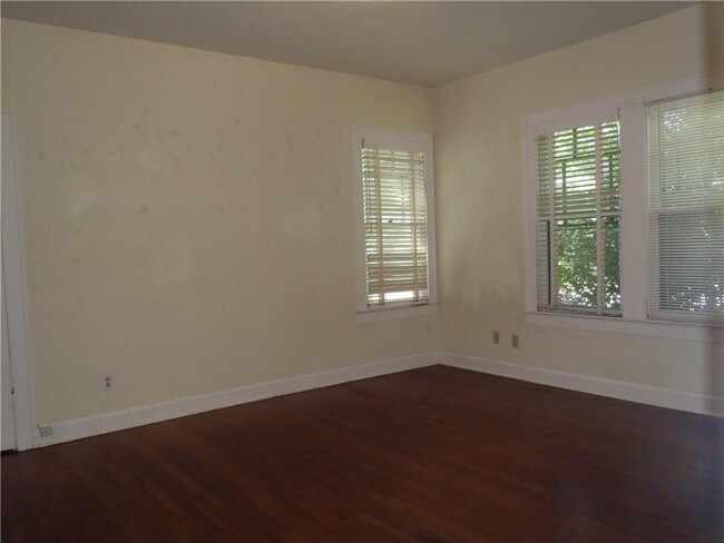 Building Photo - 2800 Dancy St