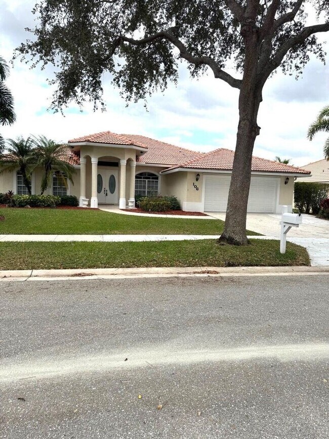 Building Photo - 106 Pepper Tree Cres