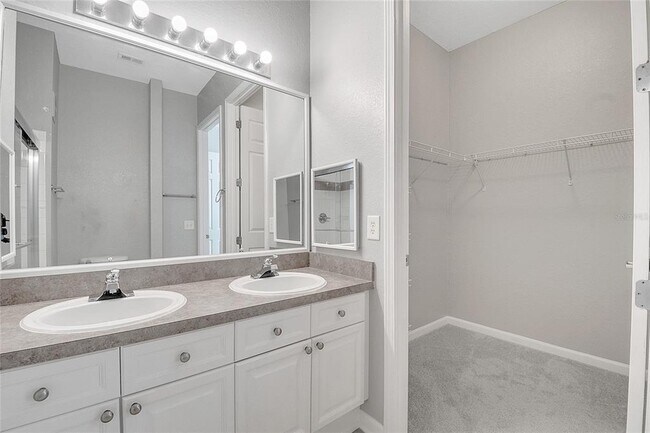 Building Photo - 617 Terrace Ridge Cir