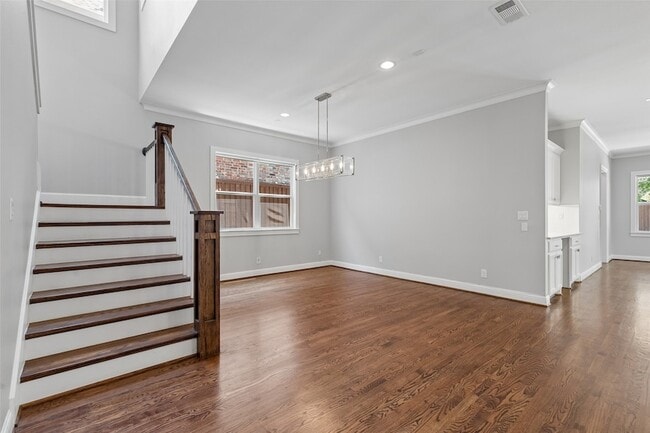 Building Photo - 6030 Vickery Blvd