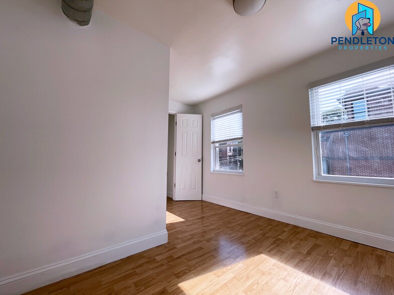 Building Photo - 541 Liberty Hl