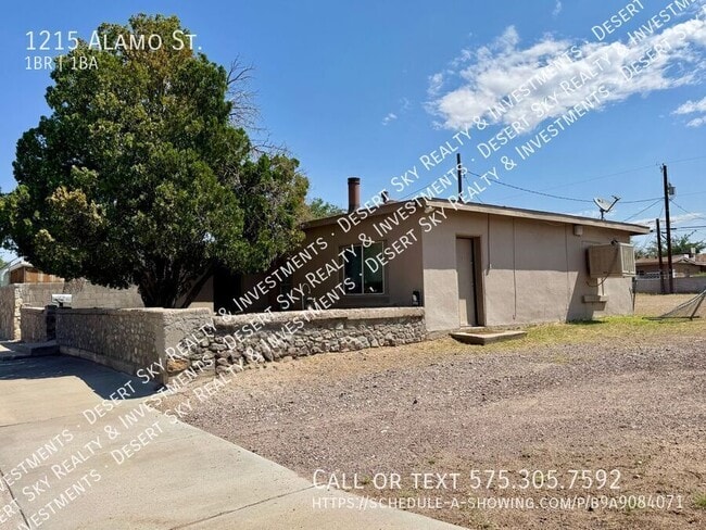 Building Photo - 1215 Alamo St