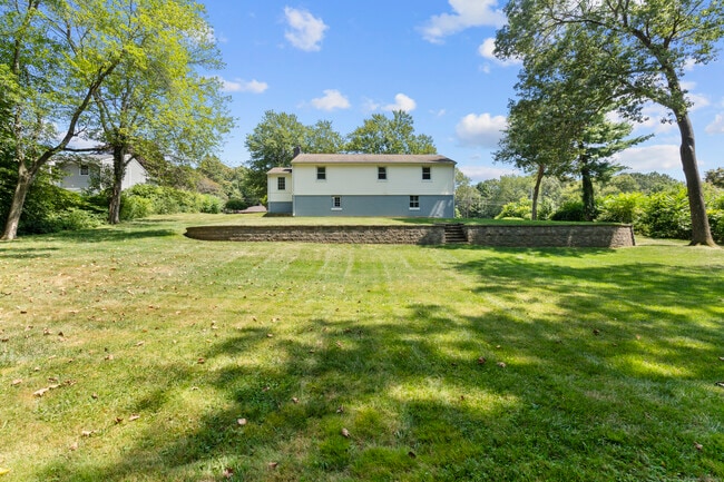 Building Photo - 1715 Musso View Ave