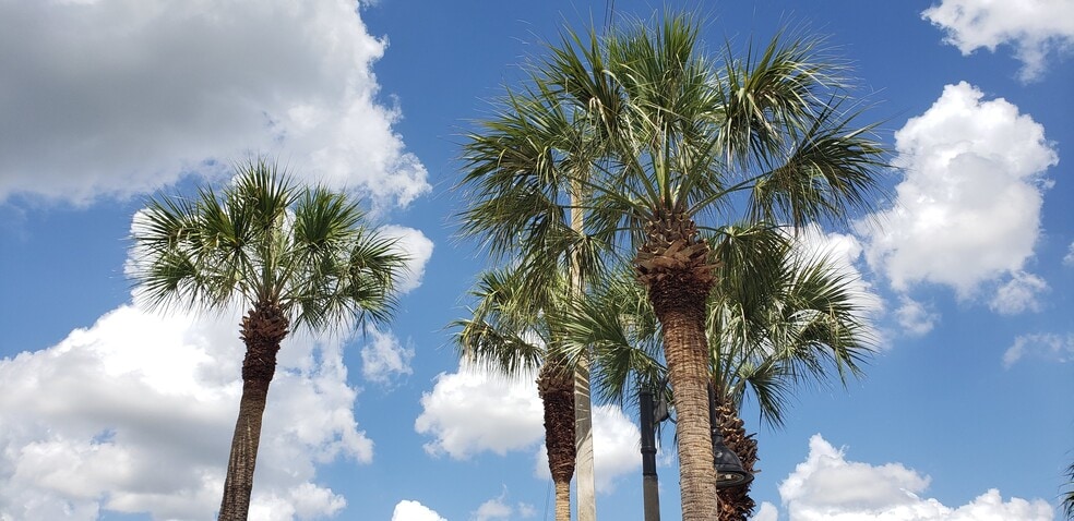 Building Photo - 5700 NW 28th St