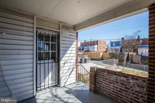 Building Photo - 1889 Alabama Ave SE