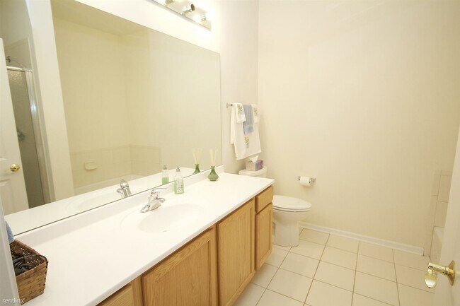 Building Photo - 2 br, 2 bath Condo - Tuscany Terrace