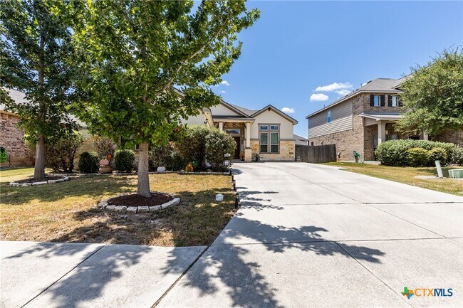 Building Photo - 1722 Village Springs
