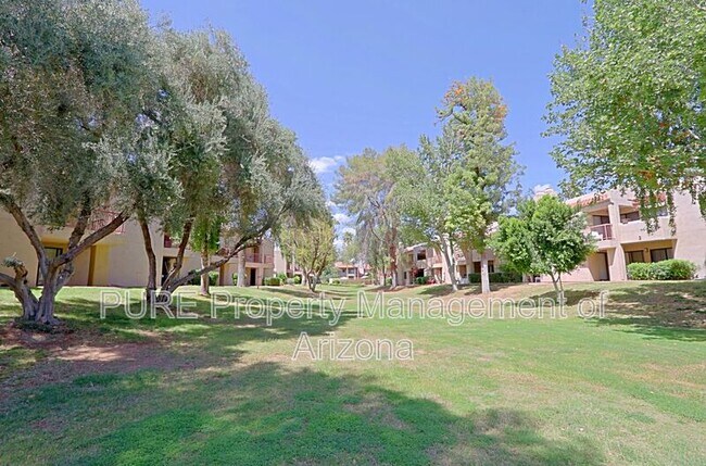 Building Photo - 9355 N 91st St