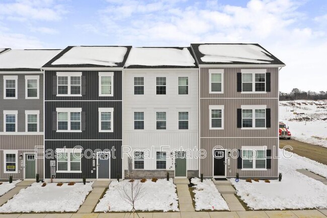 Building Photo - 413 Eclipse St