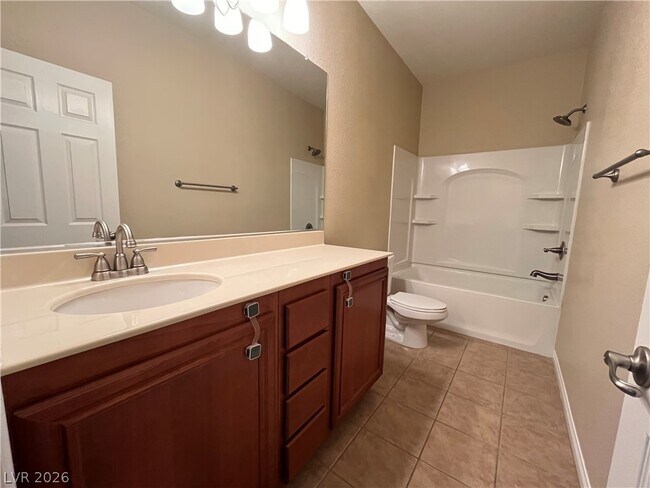 Building Photo - 5547 Fairmeade Way