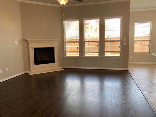 Building Photo - 15909 Holly Crk