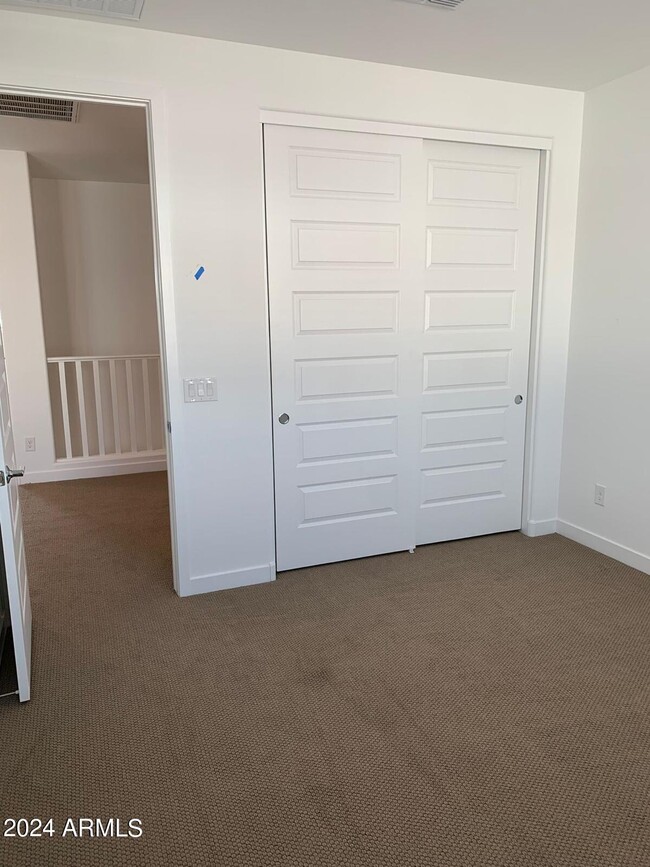 Building Photo - 4077 S Sabrina Dr