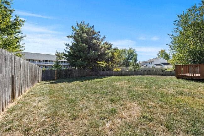 Building Photo - 6948 Kinston Dr